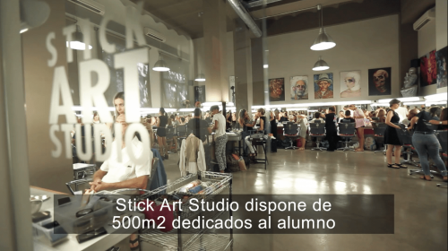Alumnos de STICK ART STUDIO, una de las escuelas de maquillaje profesional más antiguas de España